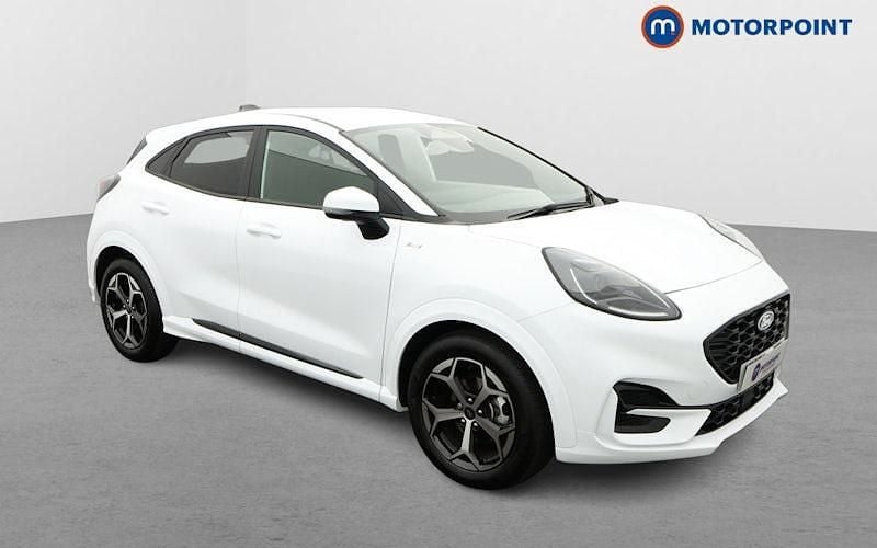 White Used 2025 Ford Puma ST-Line Hatchback | £20,399 (Fair price) - Image 1/4