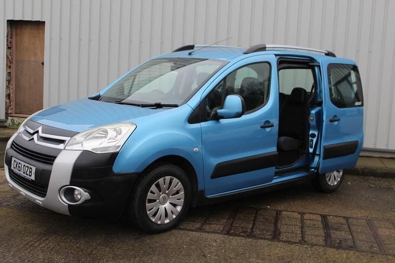 Used Citroën Berlingo XTR 2011 Blue MPV