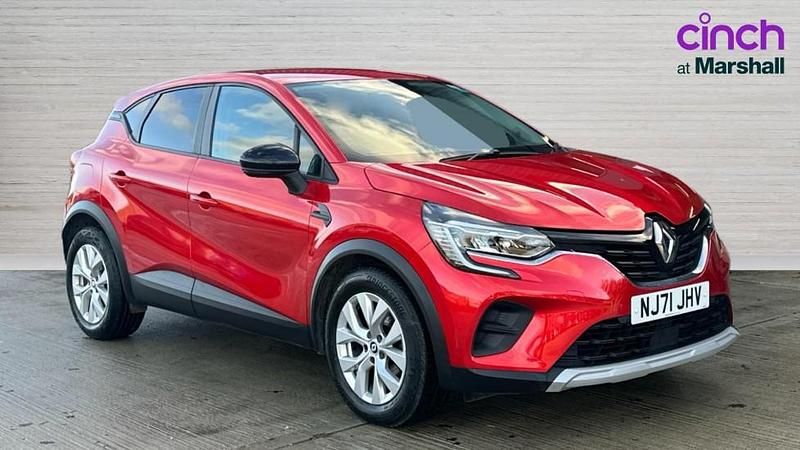 Red Used 2021 Renault Captur Iconic SUV | £10,217 (Fair price) - Image 1/4