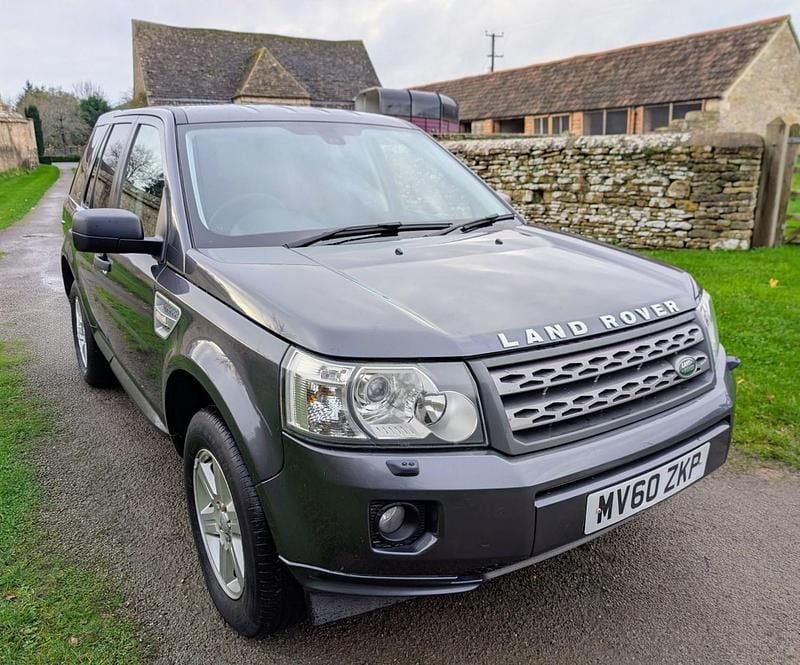 Grey Used 2011 Land Rover Freelander 2 SUV | £5,750 (A bit pricey) - Image 1/4