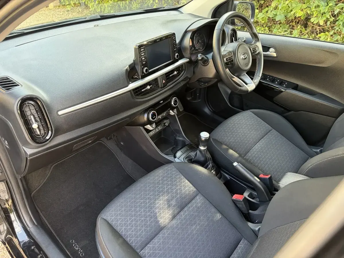 Used Kia Picanto 84 HP (61 kW) 2019 Black Hatchback