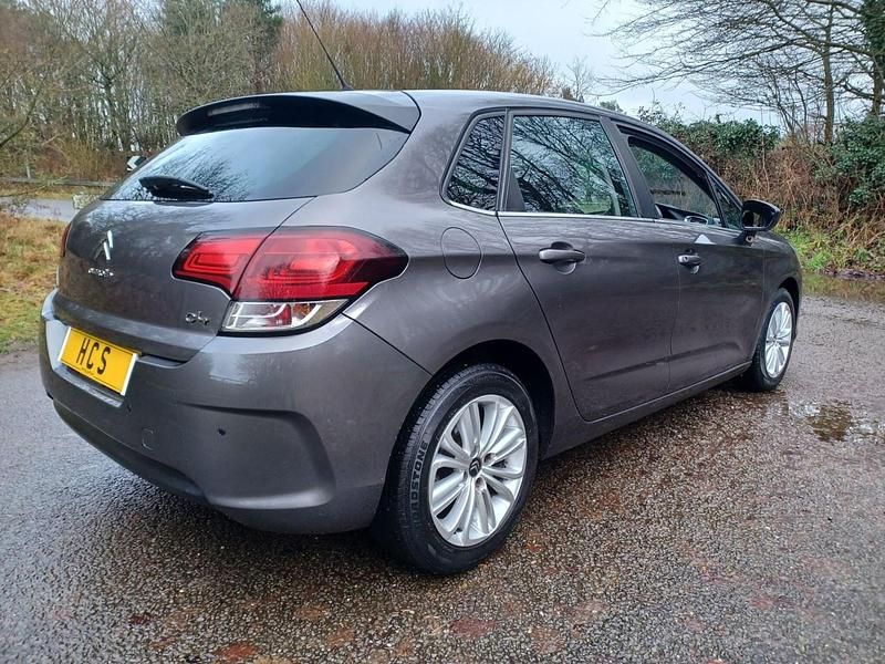 Used Citroën C4 Feel 114 HP (83 kW) 2017 Grey Hatchback