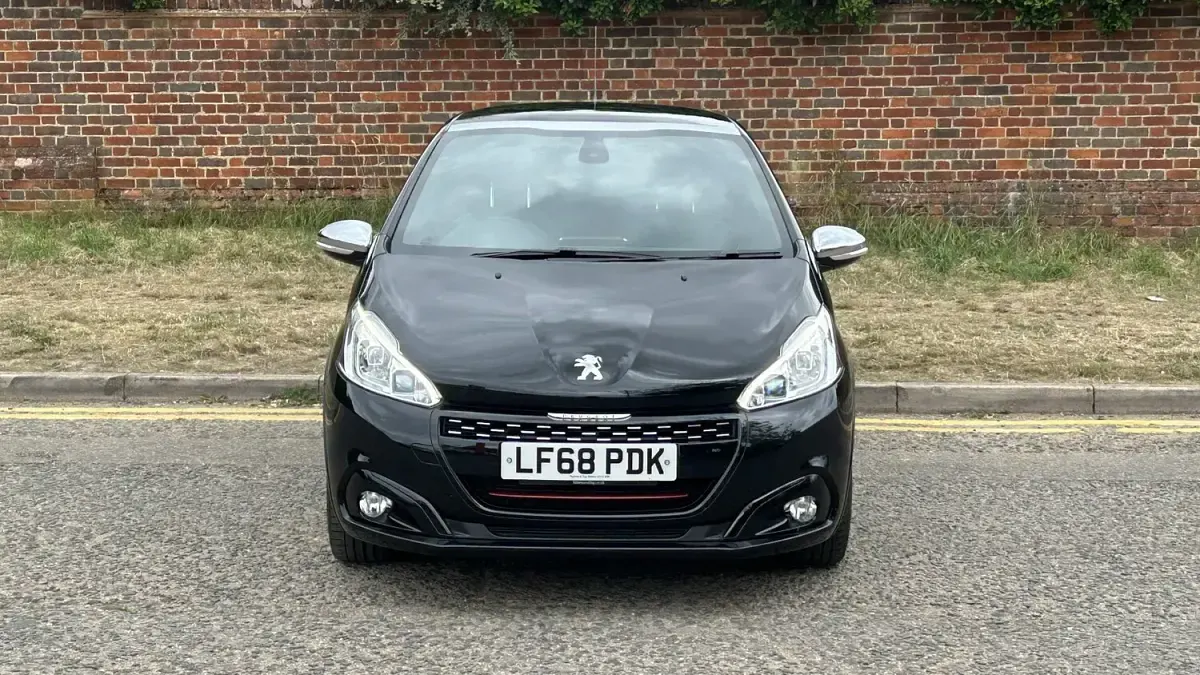 Used Peugeot 208 Prestige 208 HP (152 kW) 2018 Black Hatchback
