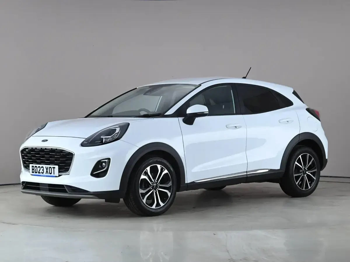 Usado Ford Puma Titanium 125 CV (91 kW) 2023 Blanco SUV