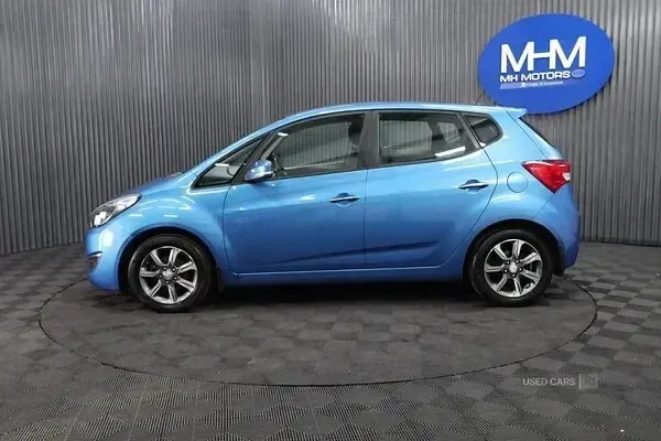 Used Hyundai ix20 SE 88 HP (64 kW) 2016 Blue Hatchback