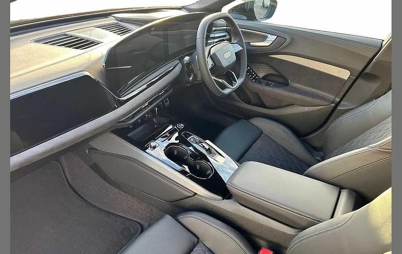 Used Audi A5 Comfort 204 HP (150 kW) 2025 Blue Estate