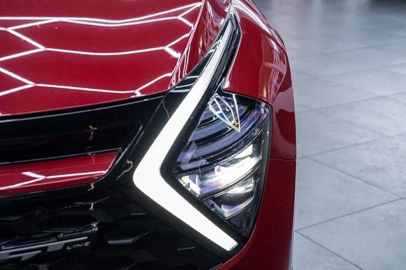 Used Kia Sportage GT-Line S 226 HP (166 kW) 2023 Red SUV