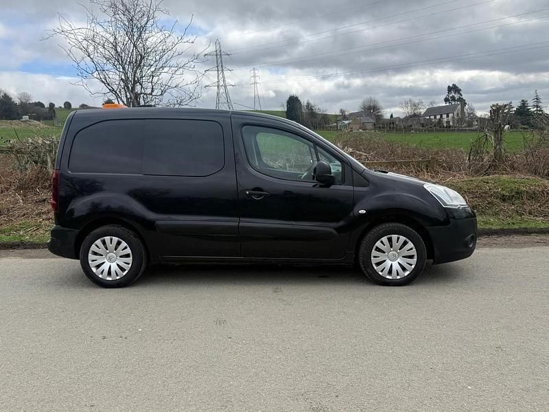 Used Citroën Berlingo 75 HP (55 kW) 2014 Black MPV