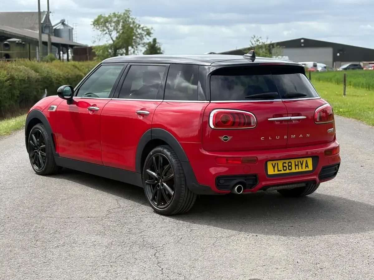 Used Mini Cooper Clubman 2018 Red Estate