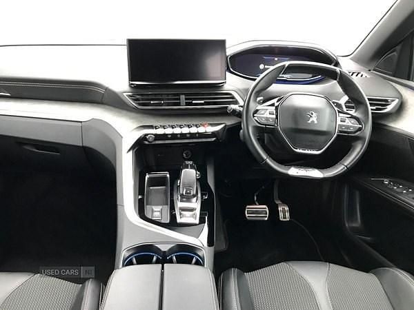 Used Peugeot 5008 GTi 180 HP (132 kW) 2022 Blue Hatchback