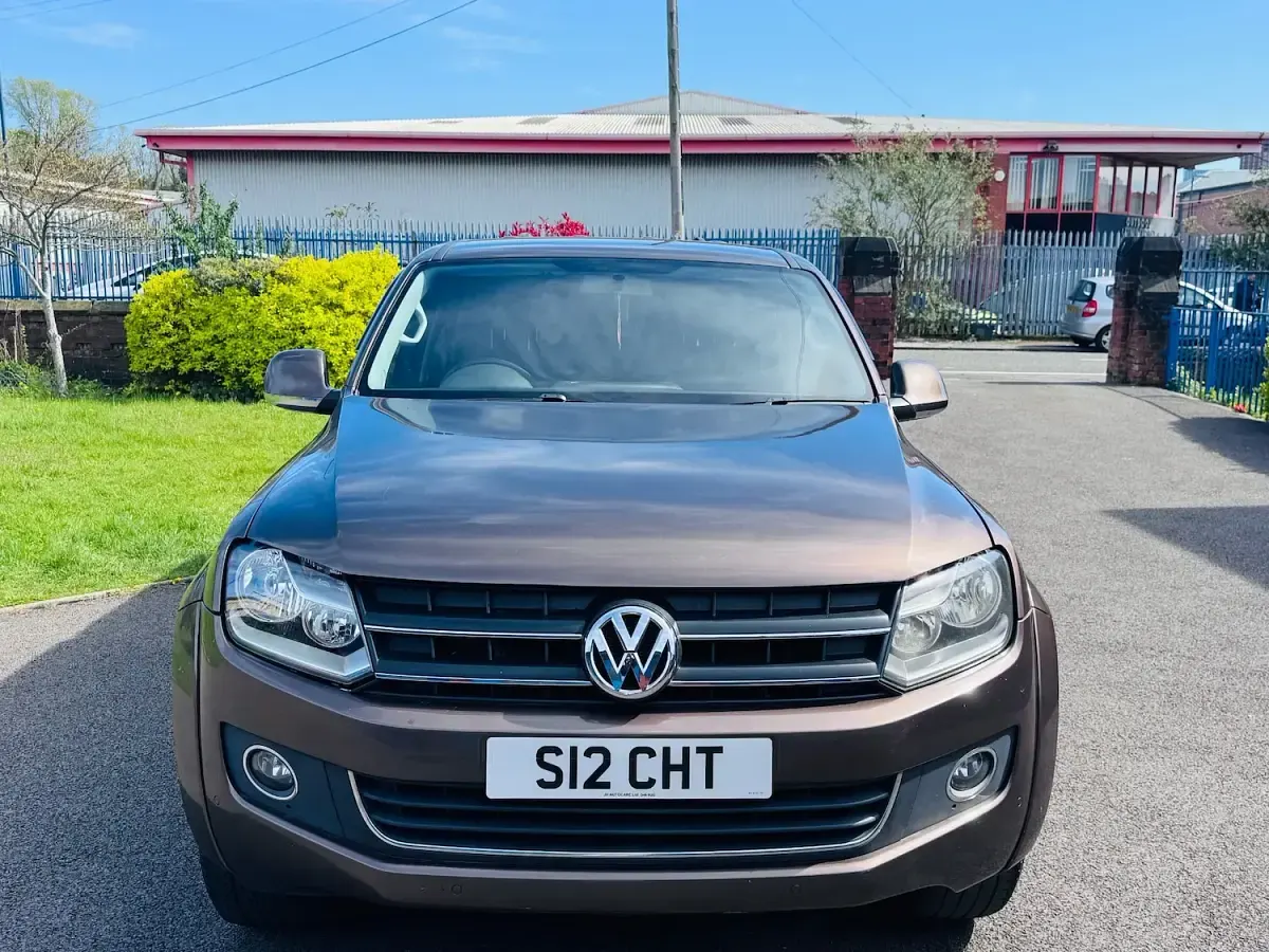 Used VW Amarok Highline 180 HP (132 kW) 2013 Brown Pickup