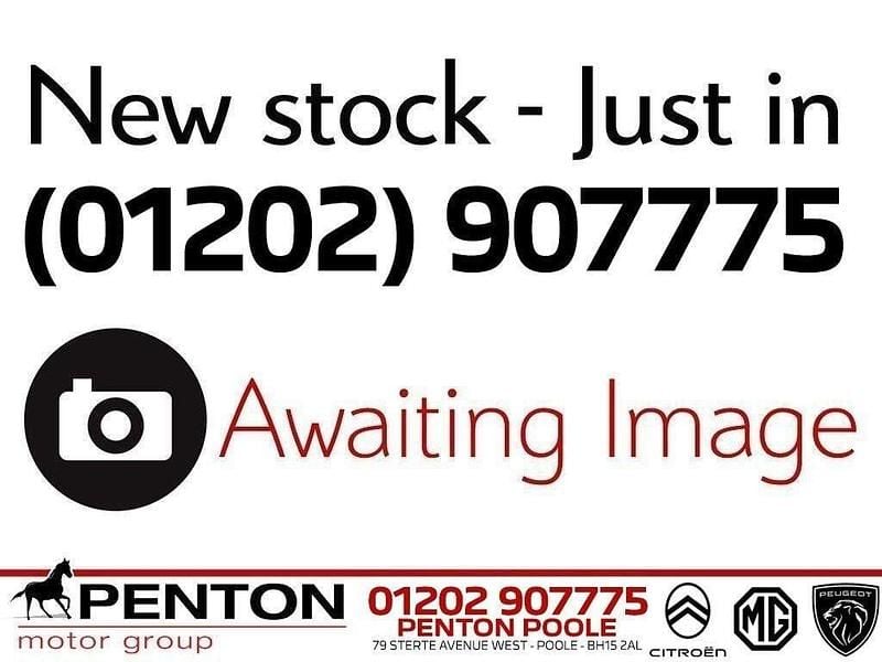 Used VW Touran SEL 150 HP (110 kW) 2022 Silver MPV