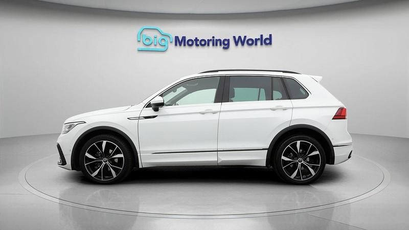 Used VW Tiguan R-line 150 HP (110 kW) 2023 White SUV