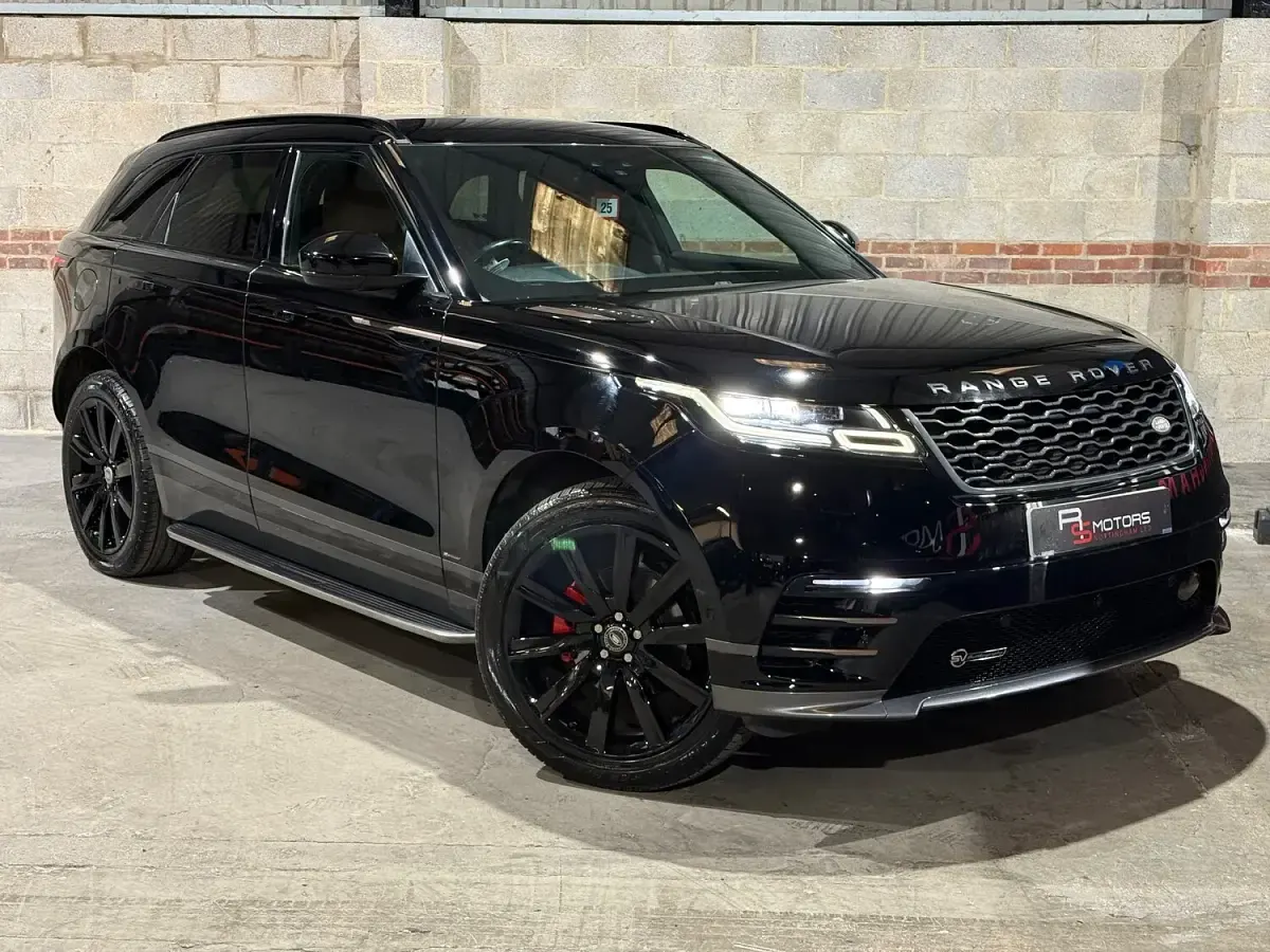 Used Land Rover Range Rover Velar HSE Dynamic 180 HP (132 kW) 2018 Black SUV