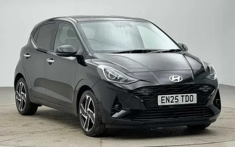 Used Hyundai i10 Premium 79 HP (58 kW) 2025 Hatchback