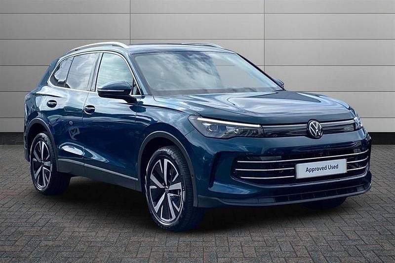 Nightshade blue New 2024 VW Tiguan Elegance SUV | £36,450 (Super price) - Image 1/4