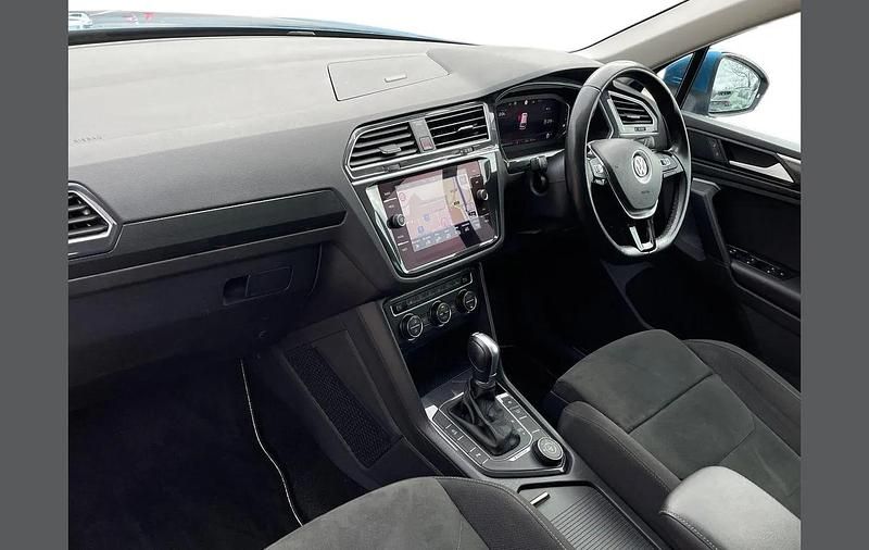 Used VW Tiguan SEL 187 HP (137 kW) 2019 Blue SUV