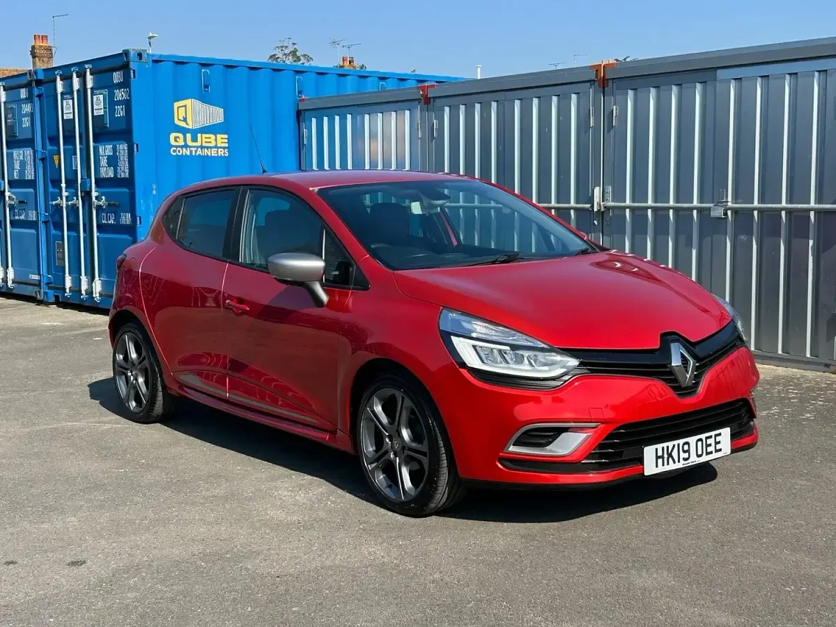 Used Renault Clio IV GT-Line 90 HP (66 kW) 2019 Red Hatchback
