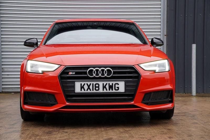 Used Audi A4 Design 354 HP (260 kW) 2018 Red Sedan