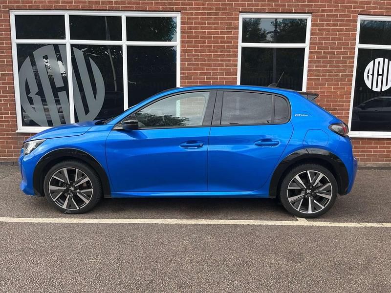 Used Peugeot 208 GT-line 100 HP (73 kW) 2021 Blue Hatchback