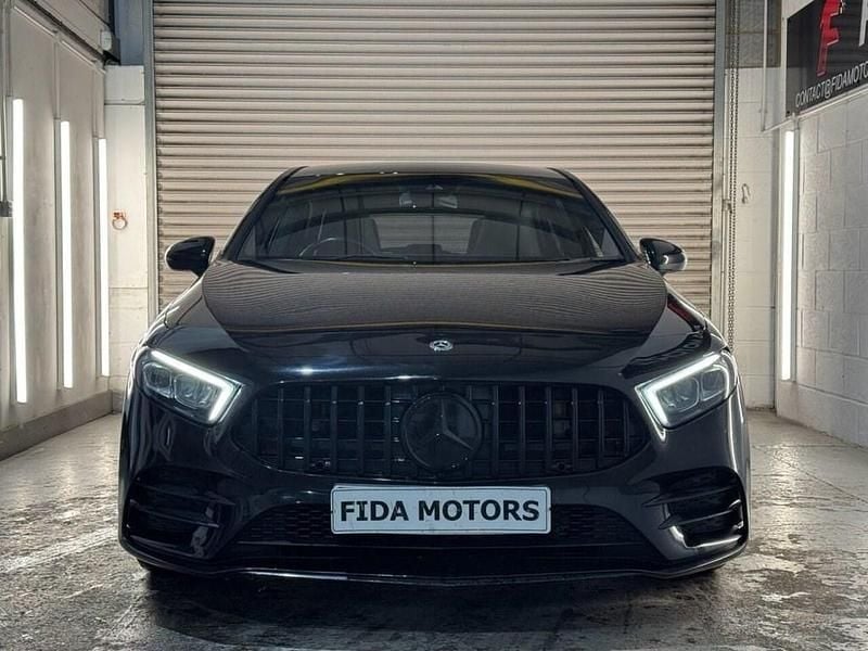 Used Mercedes A180 AMG line 116 HP (85 kW) 2018 Black Hatchback