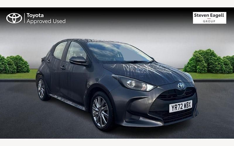 Used 2025 Toyota Yaris Hybrid Hatchback | £12,482 (Super price) - Image 1/4