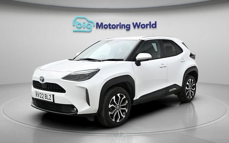 Used Toyota Yaris Hybrid Design 116 HP (85 kW) 2026 Estate