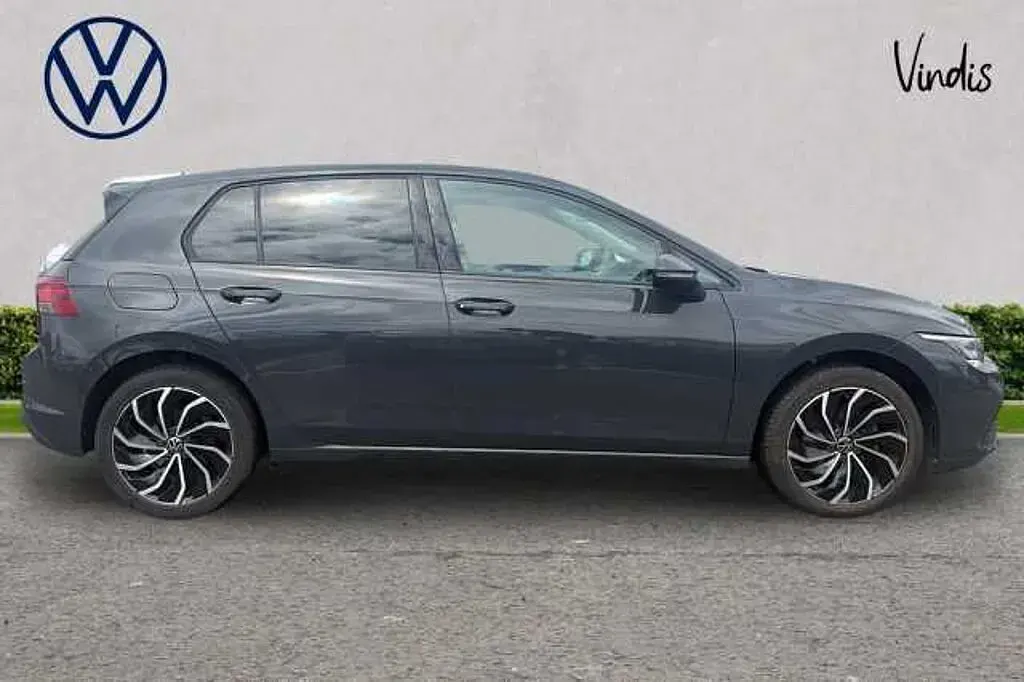 Used VW Golf VIII 110 HP (80 kW) 2022