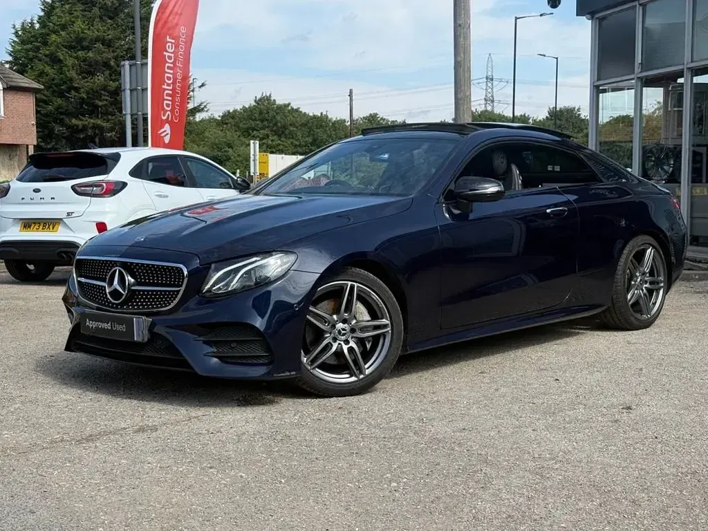 Used Mercedes E220 AMG line 194 HP (142 kW) 2017 Blue Coupe