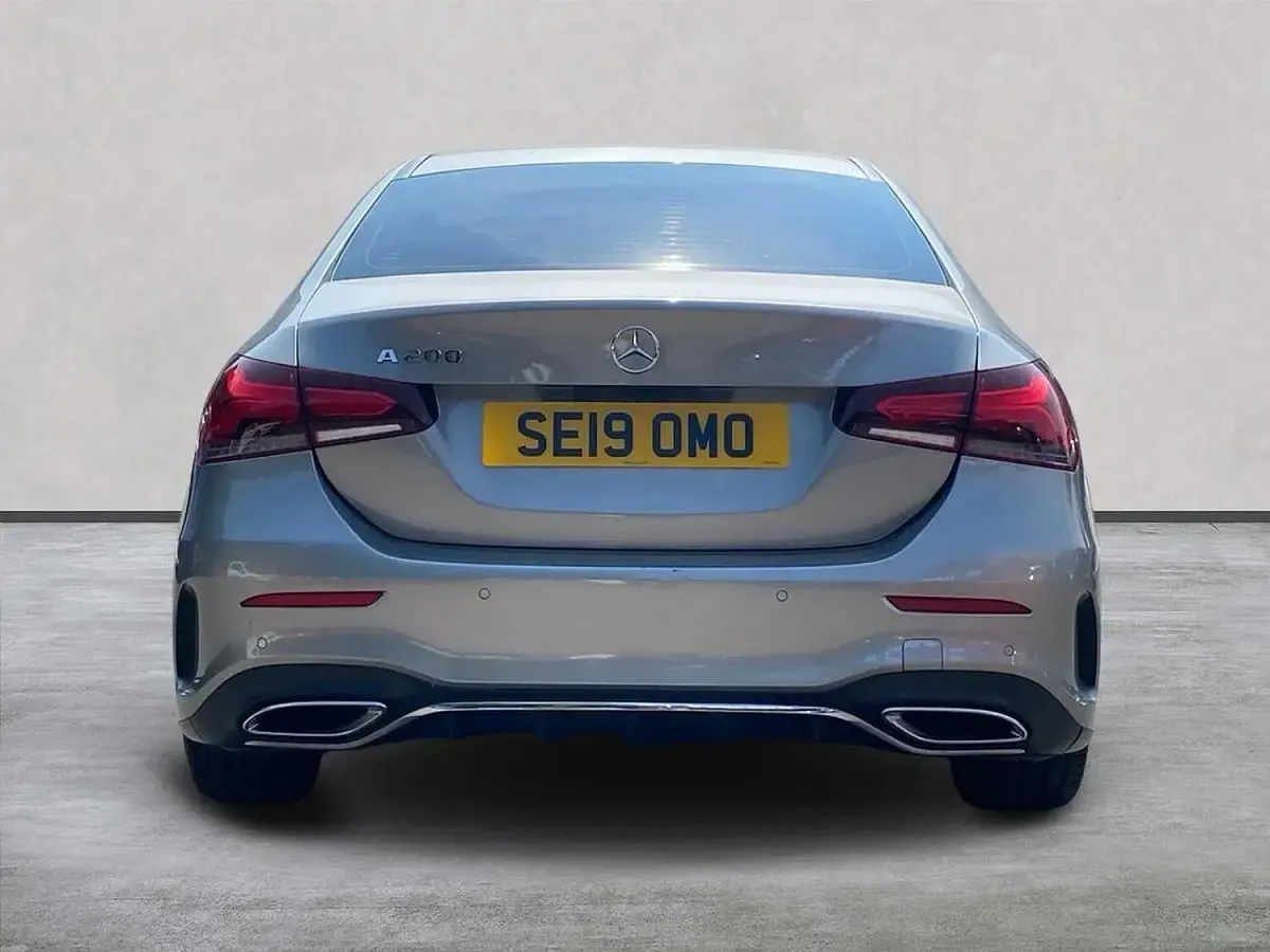 Used Mercedes A200 AMG Line Premium 163 HP (119 kW) 2019 Silver Sedan