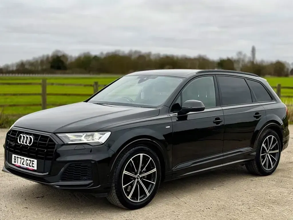 Used Audi Q7 Black Edition 340 HP (250 kW) 2022 Black SUV
