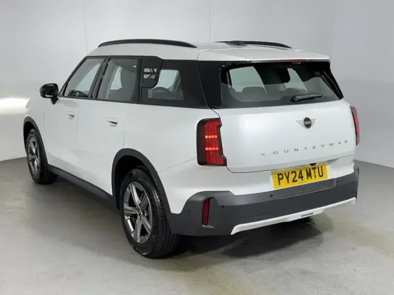 Used Mini Countryman 168 HP (123 kW) 2024 White SUV