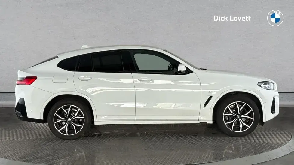 Used BMW X4 M Sport 187 HP (137 kW) 2024 White SUV