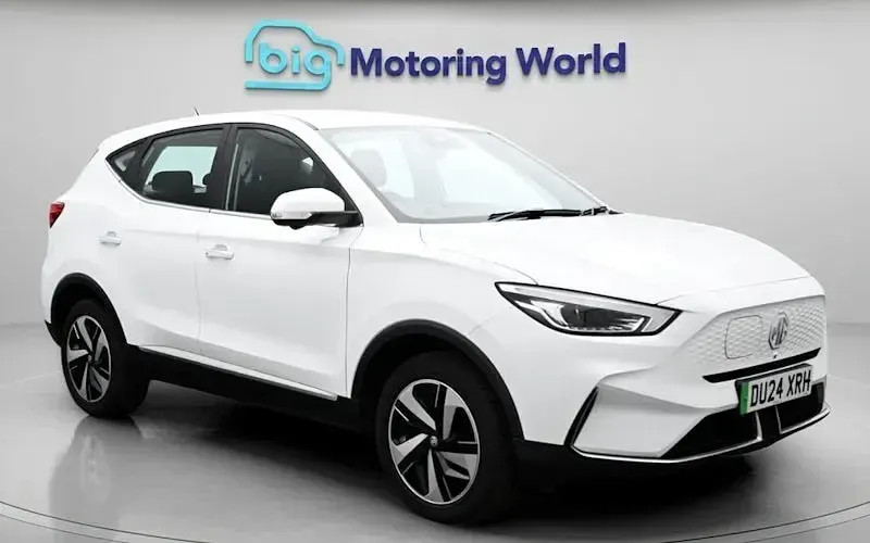 Usado MG ZS SE 130 kW (177 HP) 2023 SUV