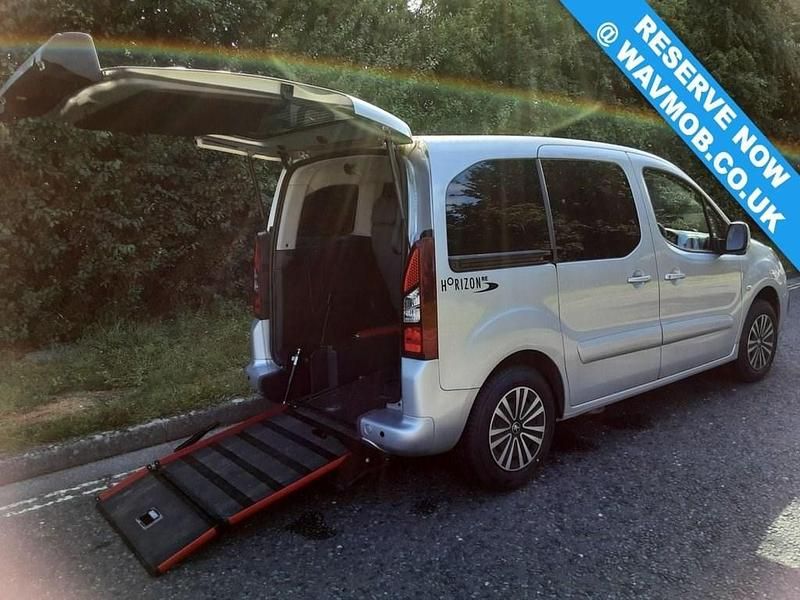 Silver Used 2016 Peugeot Partner Tepee Active MPV | £8,945 (Fair price) - Image 1/4