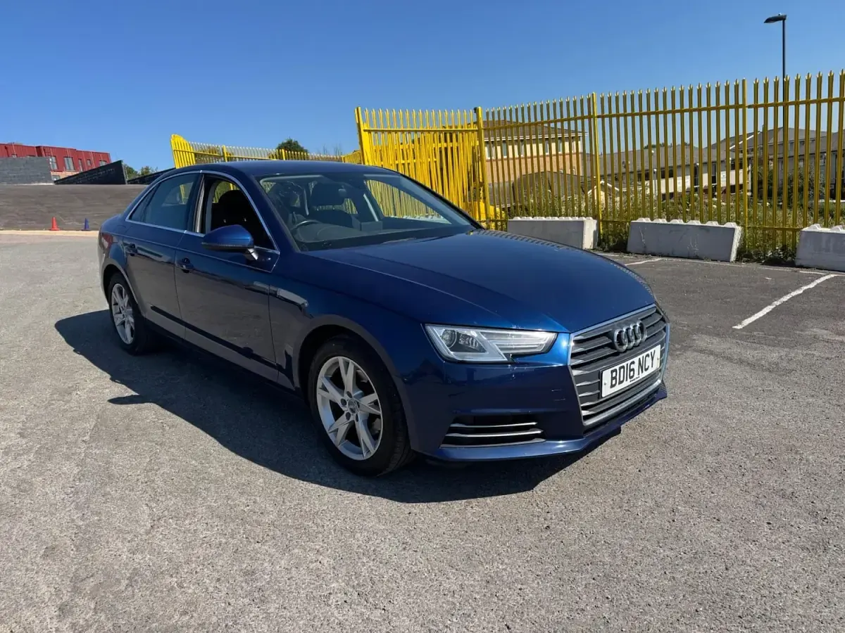 Used Audi A4 Sport 150 HP (110 kW) 2016 Blue Sedan