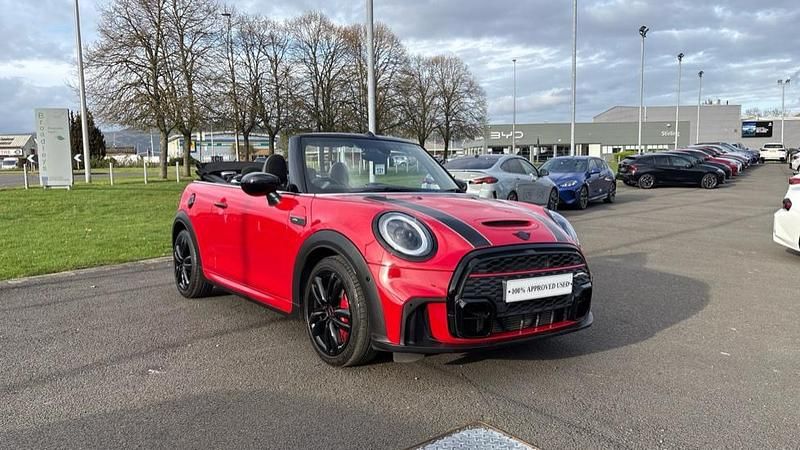 Used Mini John Cooper Works 228 HP (167 kW) 2022 Red Hatchback
