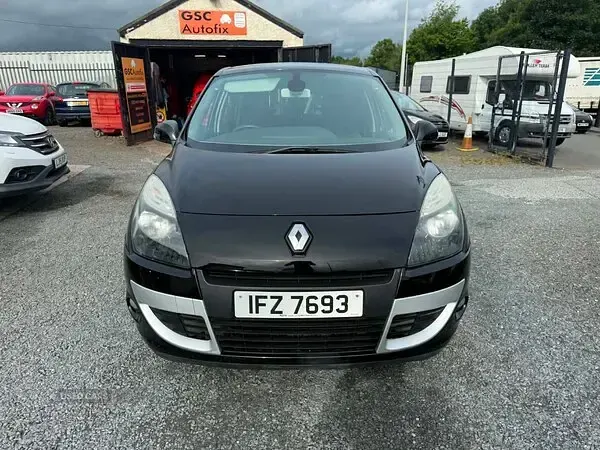 Used Renault Scénic III Dynamique 2012 Black MPV