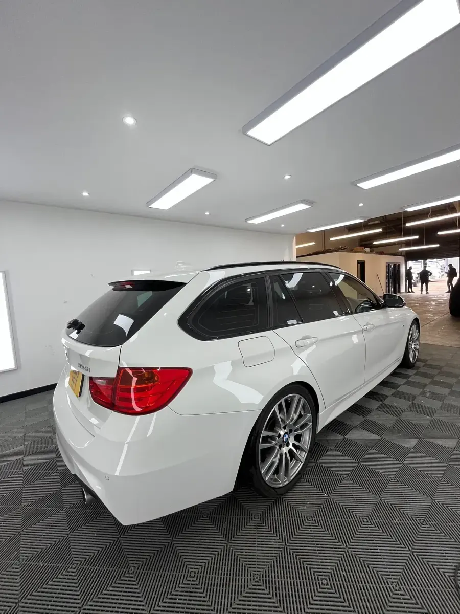 Begagnad BMW 335 M Sport 2015 Vit Kombi