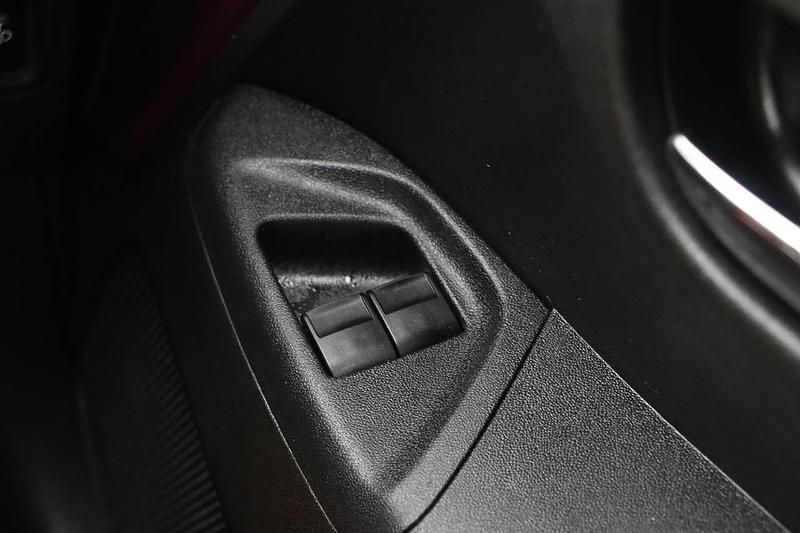 Used Toyota Aygo X-cite 72 HP (52 kW) 2019 Purple Hatchback