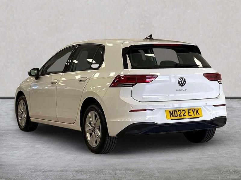 Used VW Golf VIII Life 110 HP (80 kW) 2022 White Hatchback