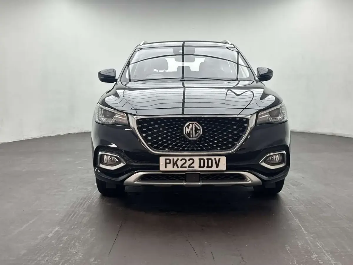 Used MG HS Excite 162 HP (119 kW) 2022 Black SUV
