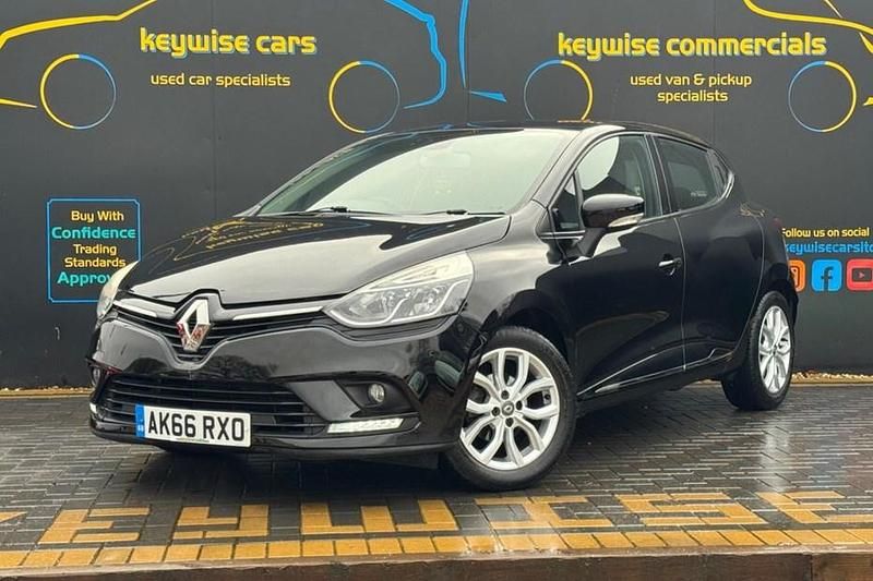 Used Renault Clio IV Dynamique 90 HP (66 kW) 2016 Black Hatchback