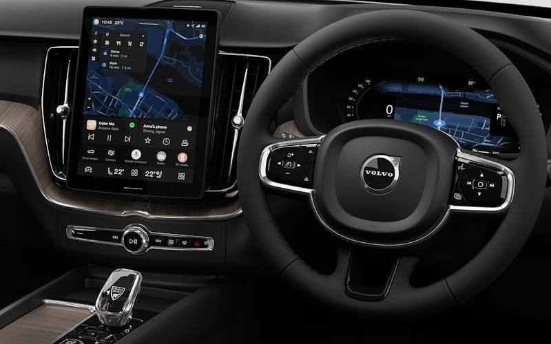 New Volvo XC60 Plus 250 HP (183 kW) 2025 Bright dusk SUV