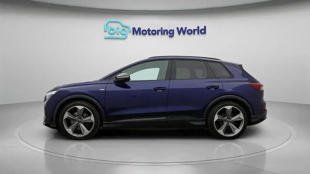 Used Audi Q4 e-tron Black Edition 150 kW (204 HP) 2024 SUV