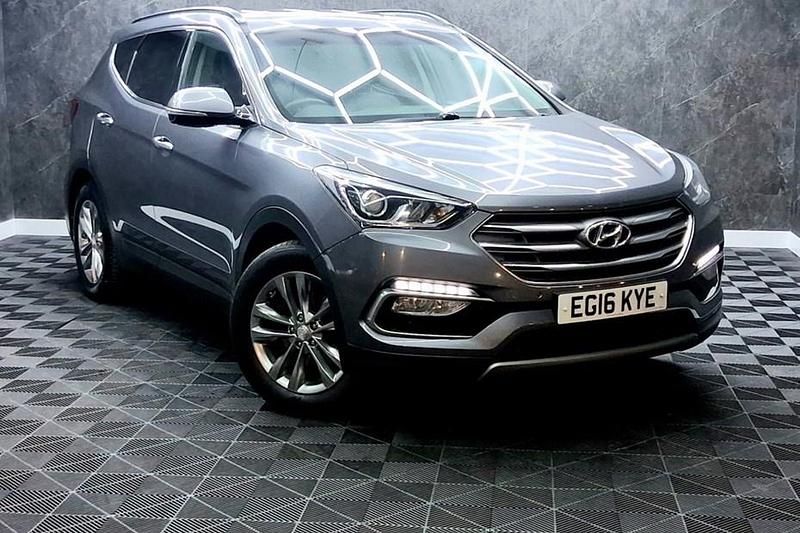 Used Hyundai Santa Fe Premium 2016 Silver SUV