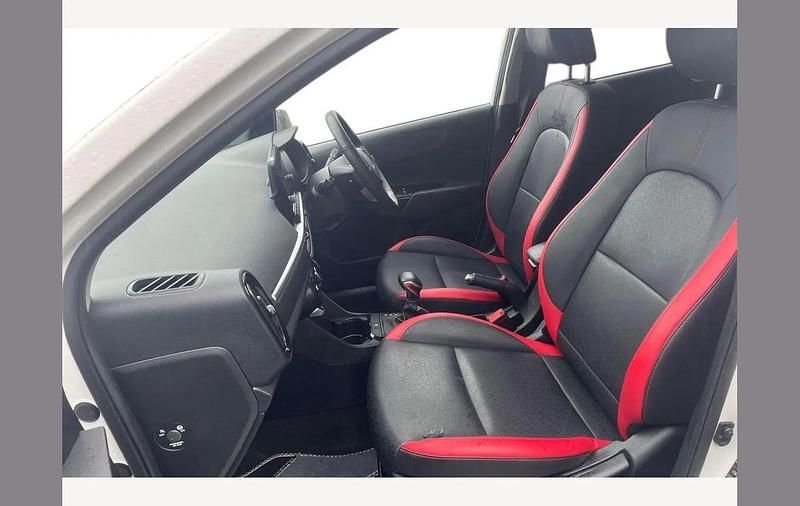 Used Kia Picanto GT-Line 66 HP (48 kW) 2023 White Hatchback