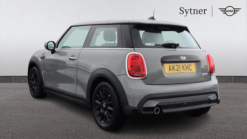 Used Mini Cooper Classic 134 HP (98 kW) 2021 Grey Hatchback