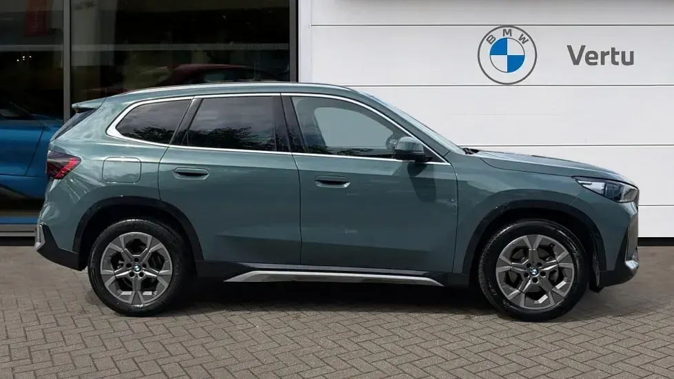 Begagnad BMW X1 xLine 150 HK (110 kW) 2025 Grön SUV