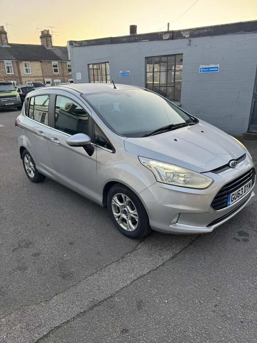 Used Ford B-MAX Zetec 2013 Silver MPV